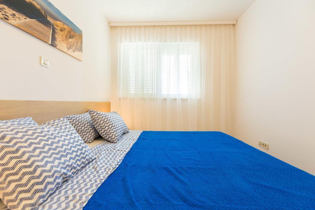 Antonio's Luxury Apartment *